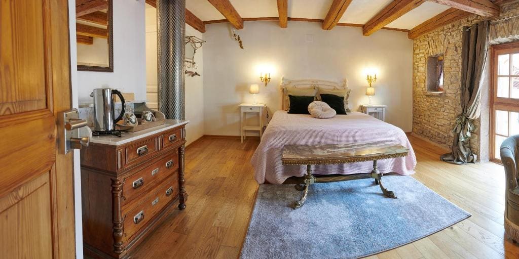 Double Room with Private Bathroom room - Image 3