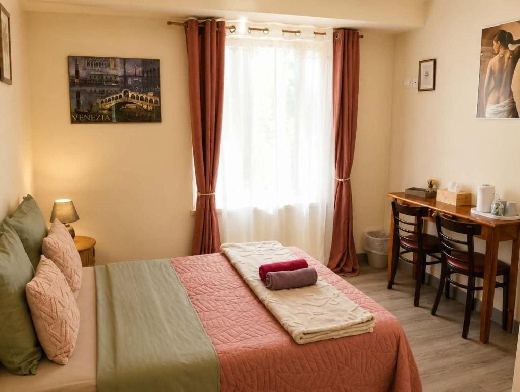 Double Room room - Image 2