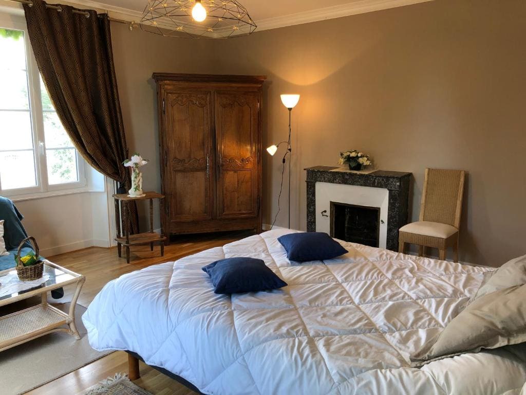 Double Room with Private Bathroom room - Image 2