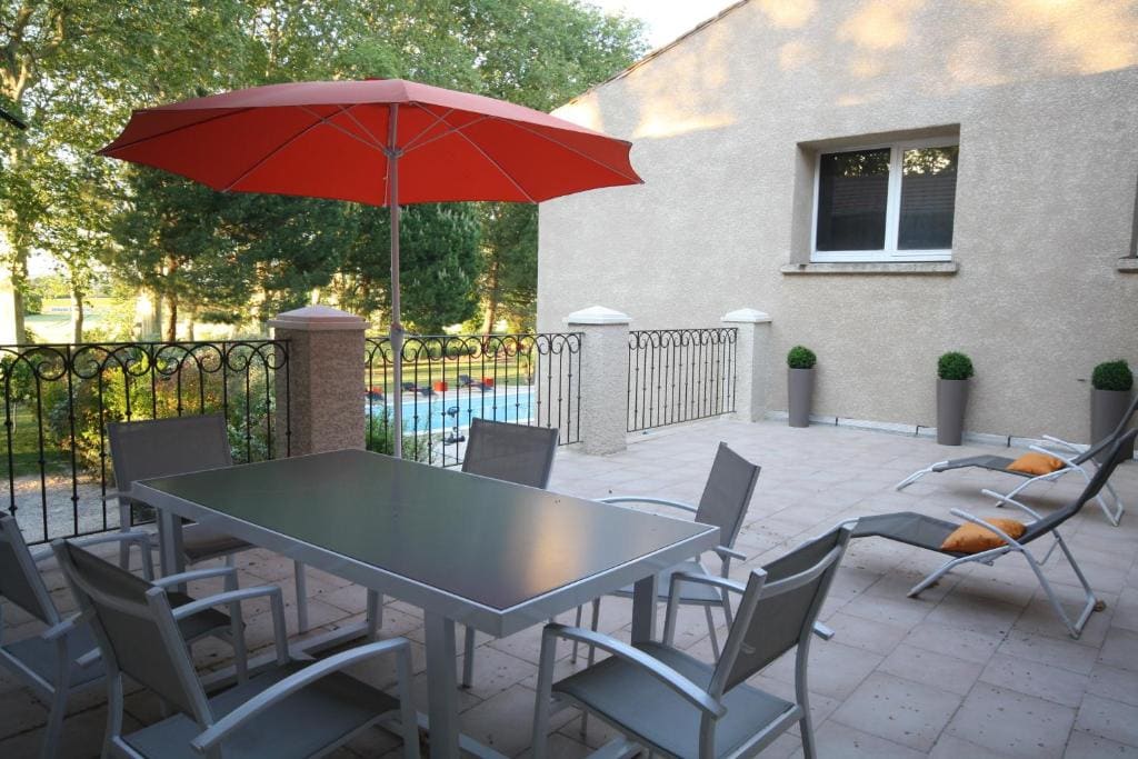 Two-Bedroom Apartment with Terrace room - Image 2