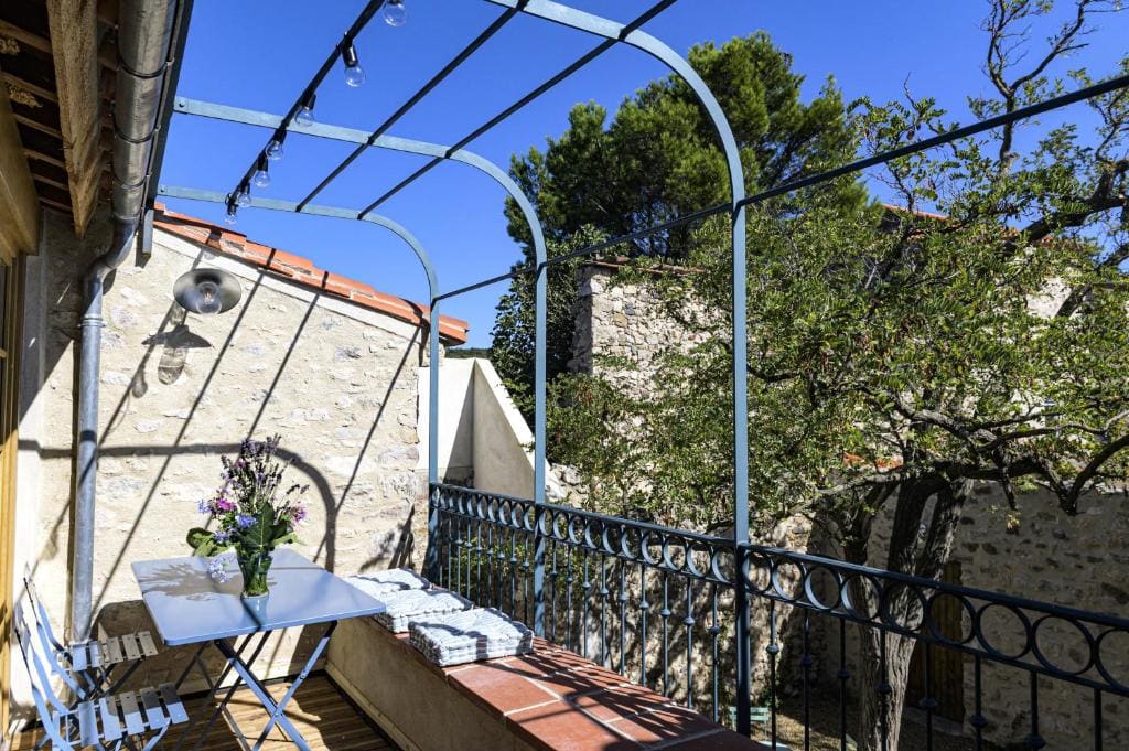 Apartment with Terrace room - Image 1