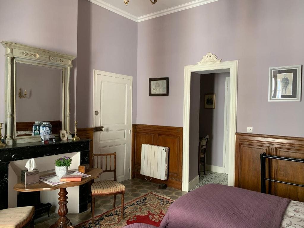 Family Room room - Image 1