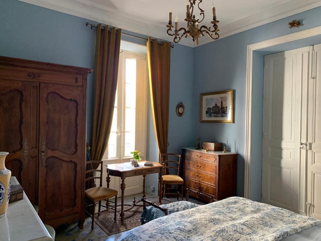Family Room room - Image 2