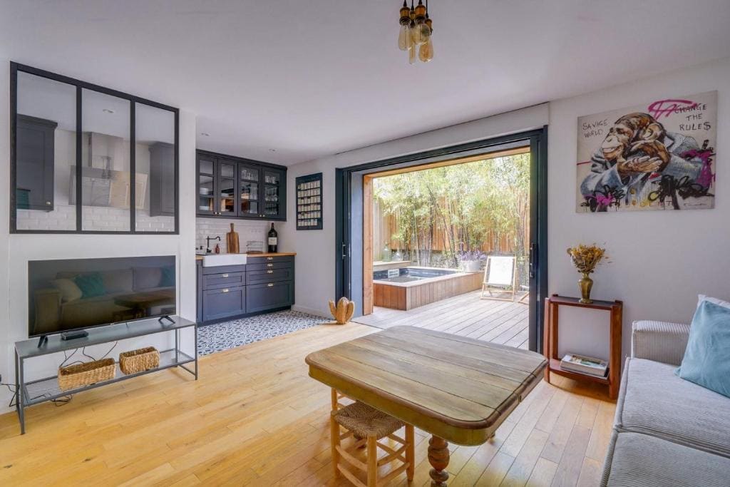 Two-Bedroom House room - Image 3
