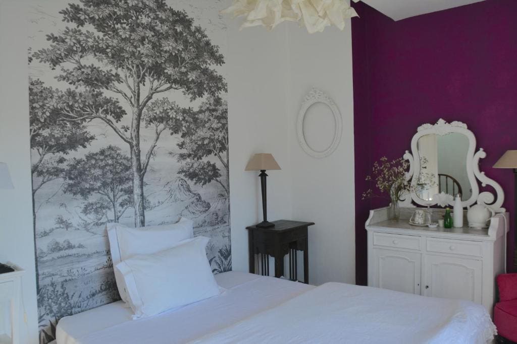 Double Room with Private Bathroom room - Image 2