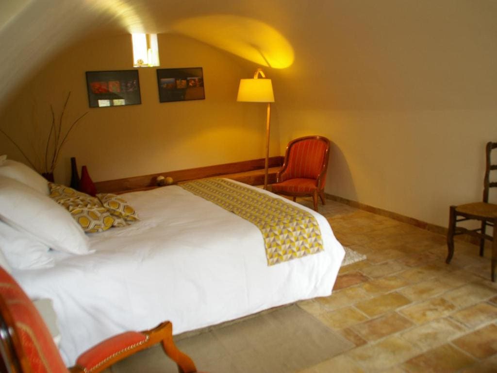 Comfort Triple Room with Shower room - Image 3
