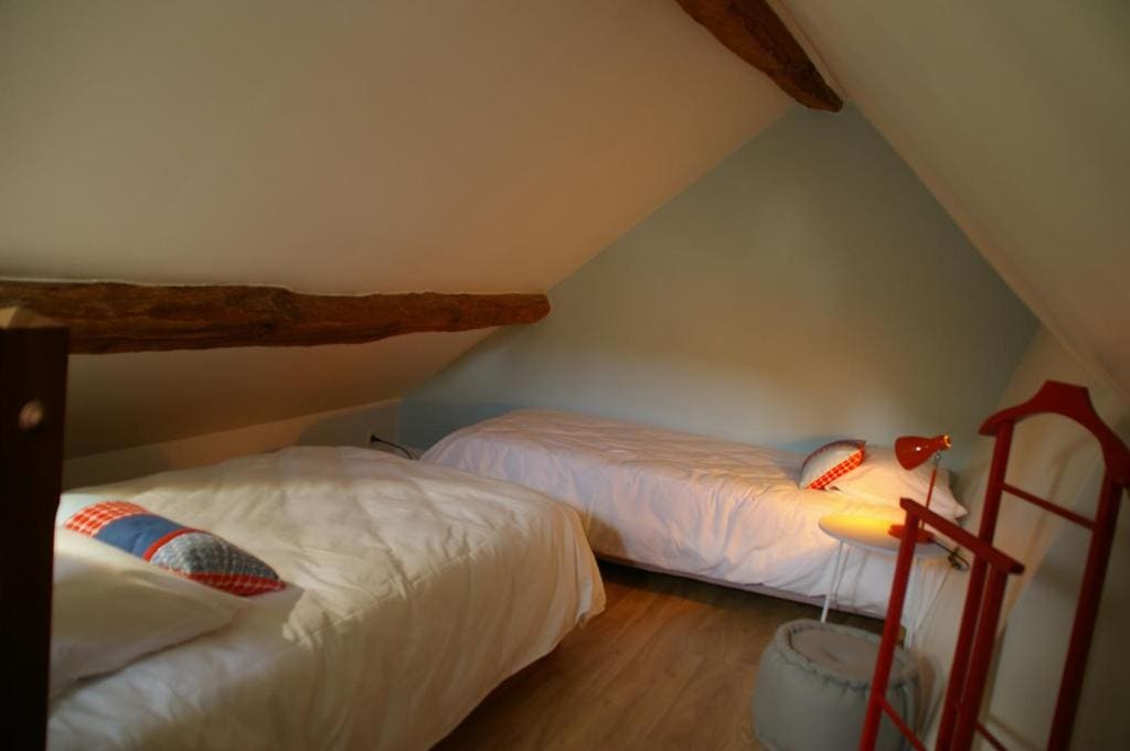 Family Room room - Image 3