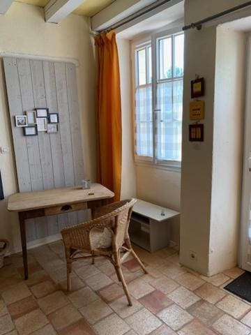 Family Room with Private Bathroom room - Image 1