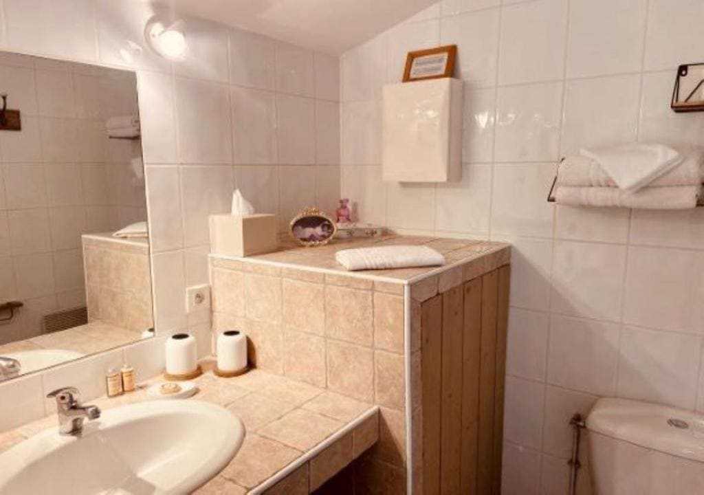 Double Room with Garden View room - Image 1