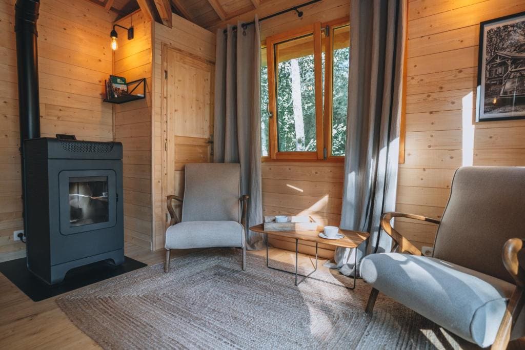 Superior Chalet room - Image 2
