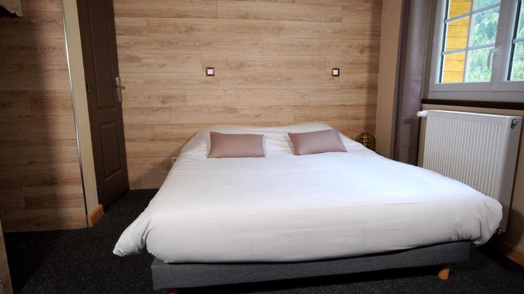 Suite with Mountain View room - Image 2