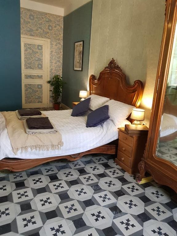 Double Room with Garden View room - Image 3
