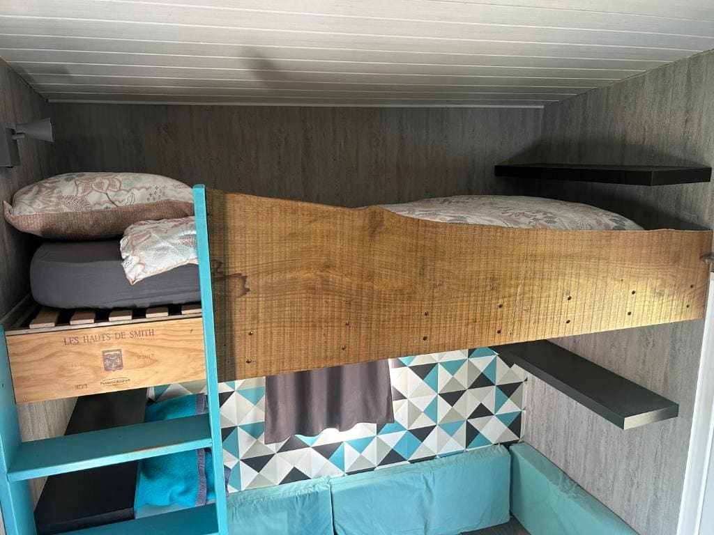 Tent room - Image 2