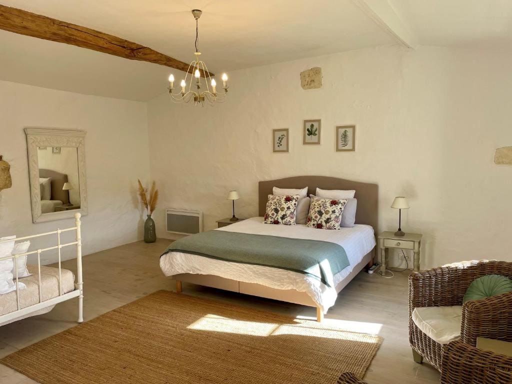 Superior King Room room - Image 2