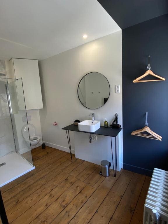 Double Room with Private Bathroom room - Image 3