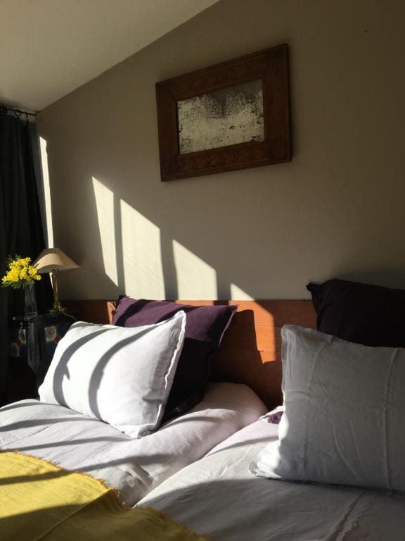 Small Twin Room room - Image 2