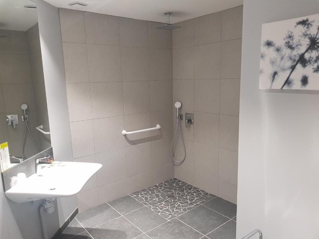 King Room - Disability Access room - Image 1