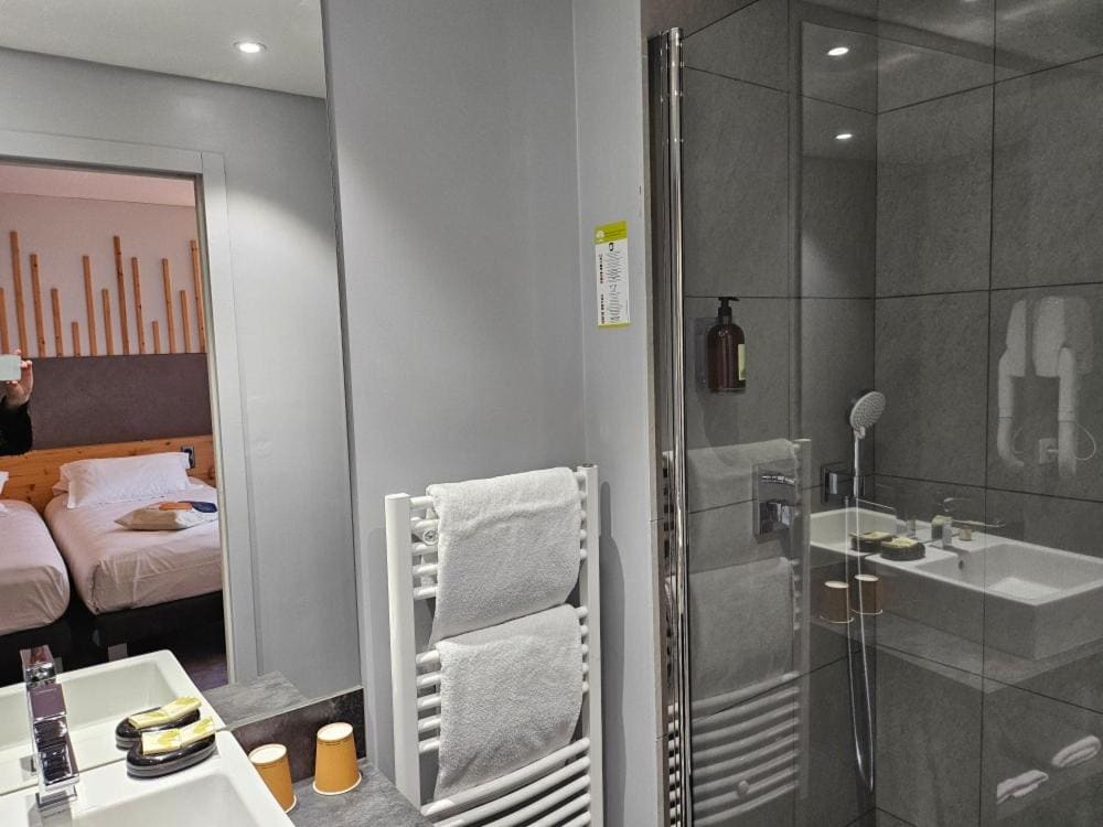 Twin Room room - Image 3