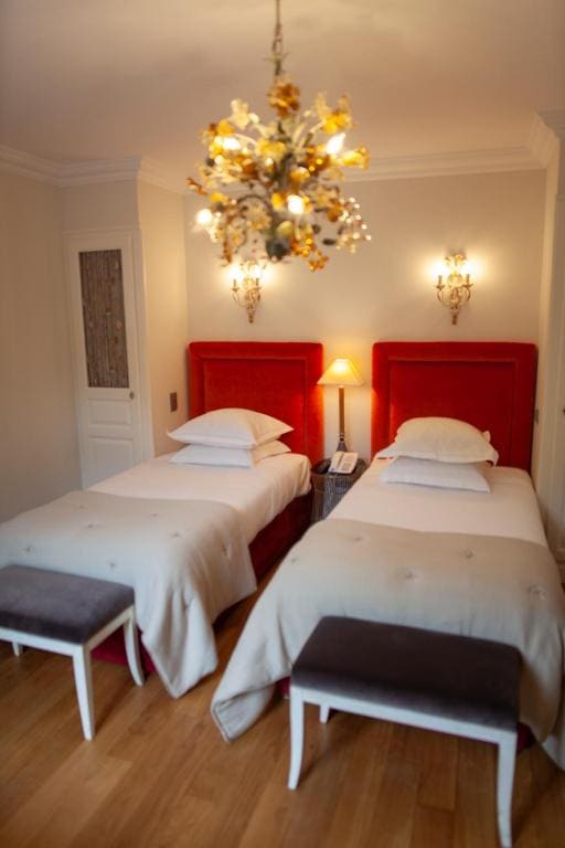 Suite room - Image 1