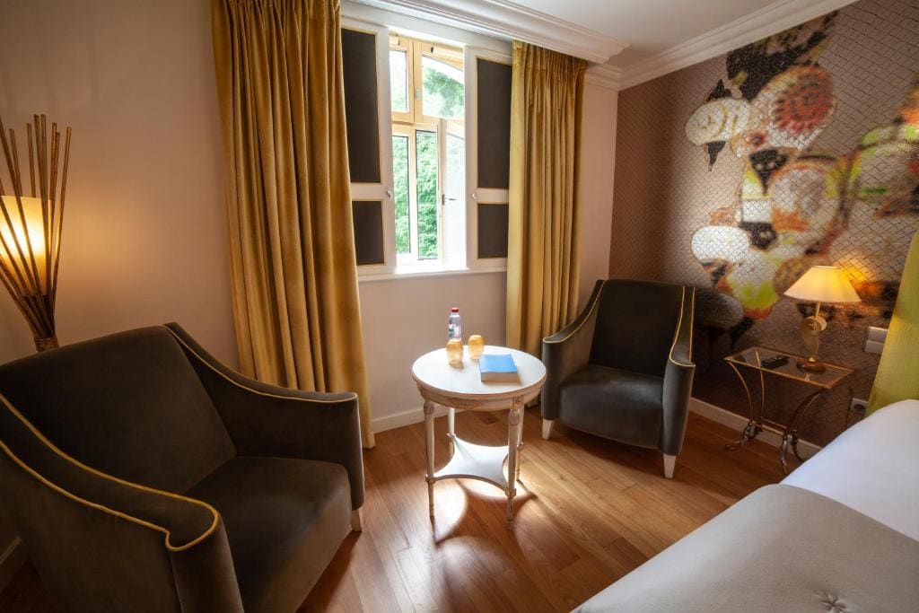 Deluxe Room room - Image 2