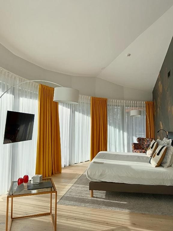 Superior Suite room - Image 1
