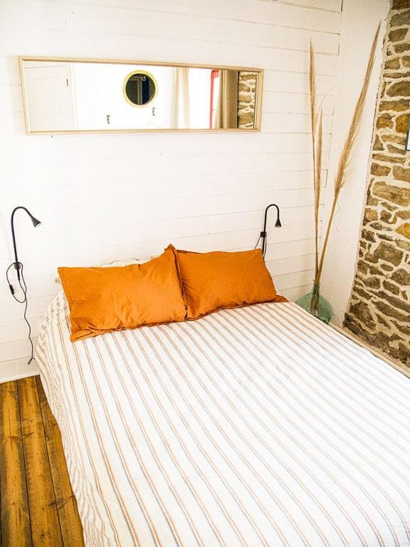 Double Room with Private Bathroom room - Image 2