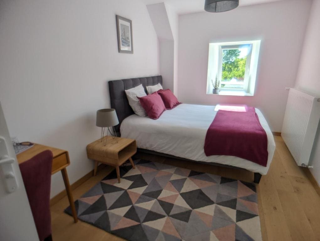 Double Room with Private External Bathroom room - Image 1
