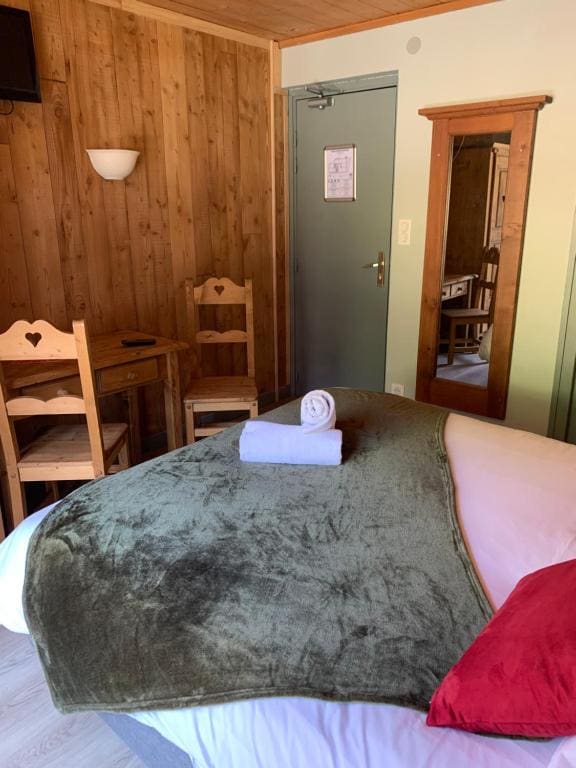 Classic Double or Twin Room room - Image 2
