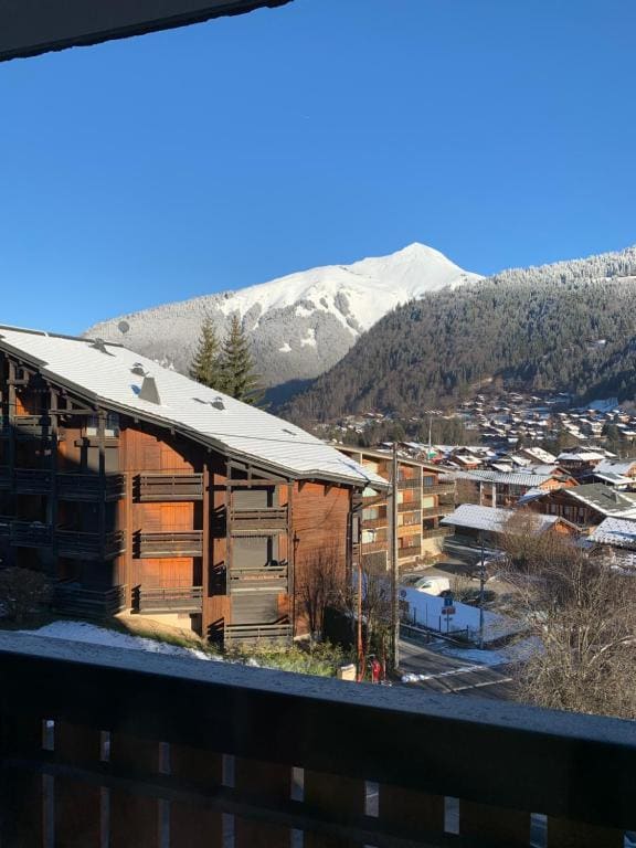 Superior Double or Twin Room with Mountain View room - Image 3