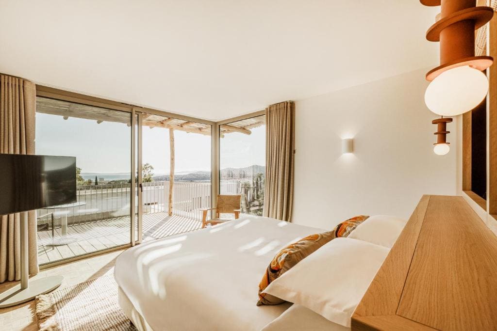 Garden Room with Sea View room - Image 2