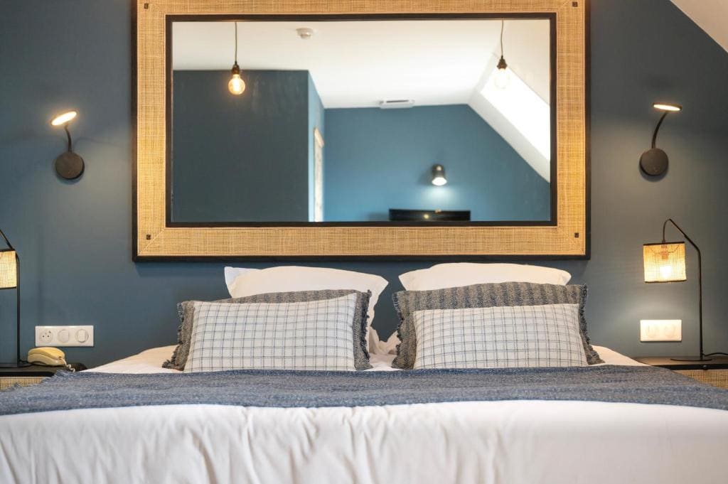 Double or Twin Room with Shower room - Image 3