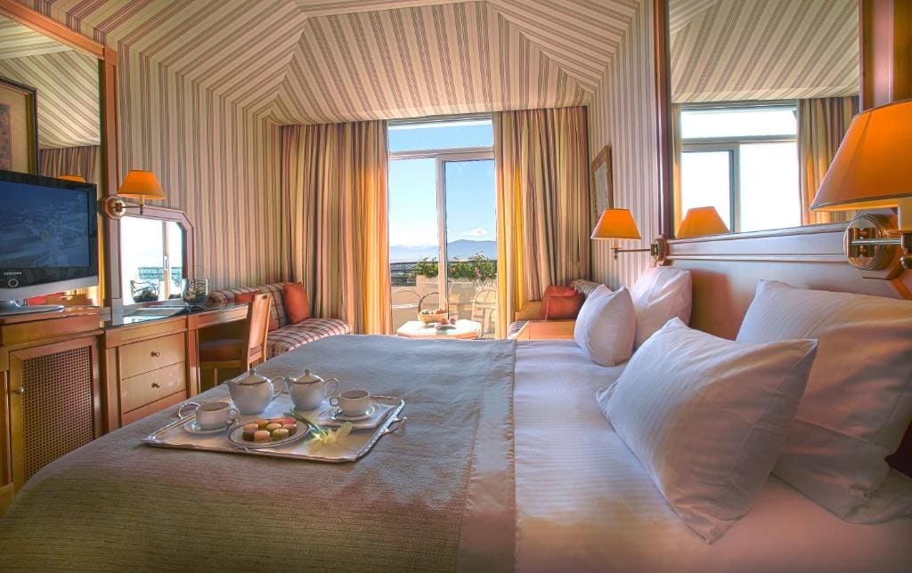 Deluxe Double or Twin Room room - Image 3