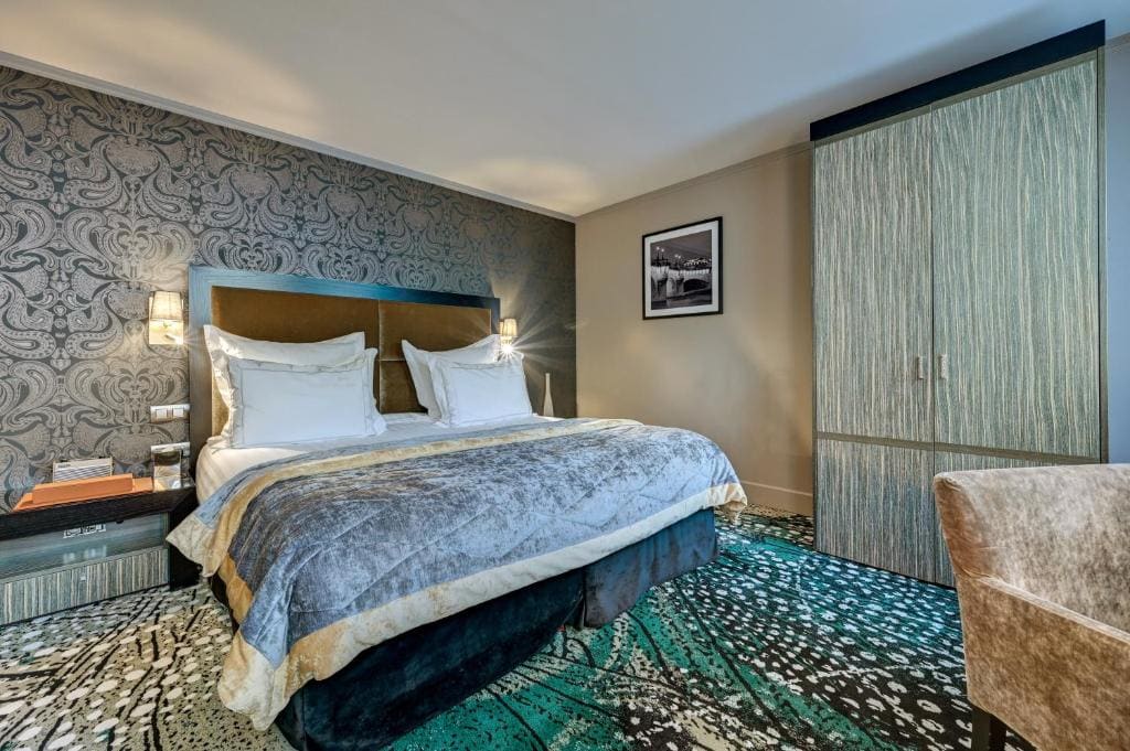 Deluxe Double or Twin Room with City View room - Image 2