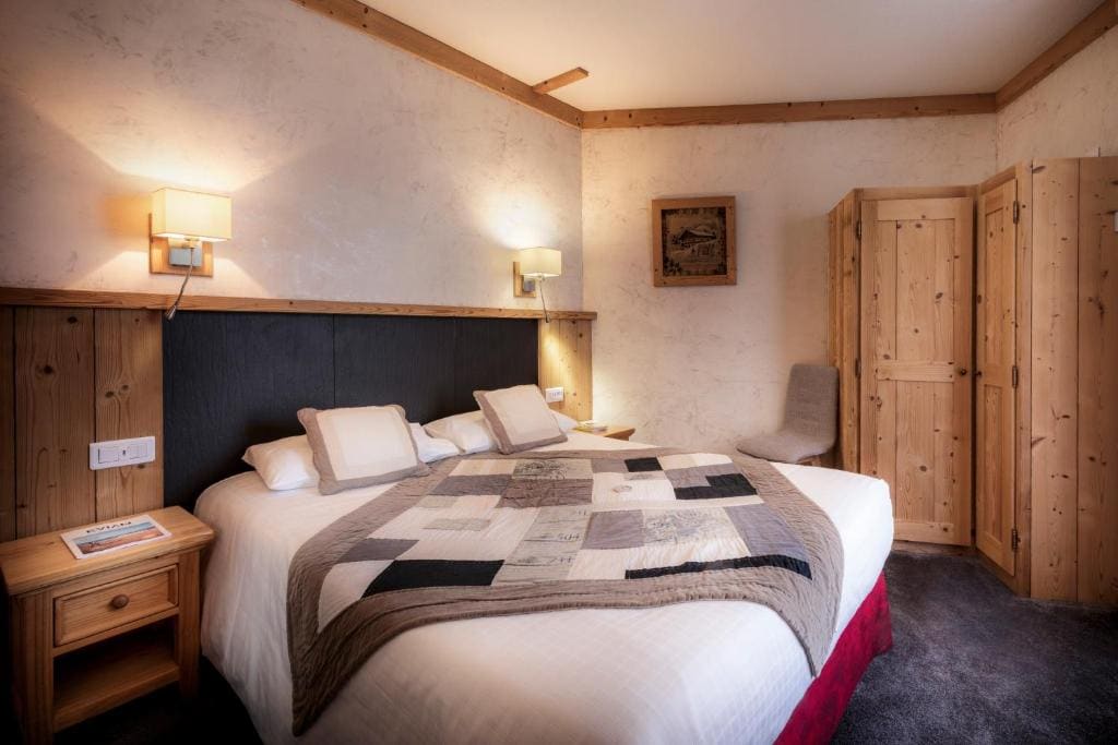 Room room - Image 2