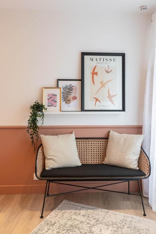 Apartment room - Image 2