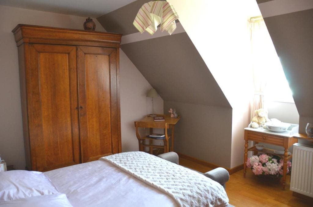 Double Room with Private External Bathroom room - Image 1