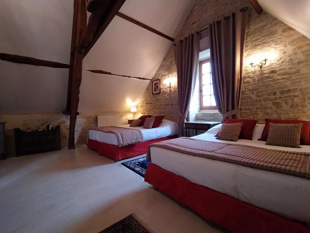 Quadruple Room room - Image 2