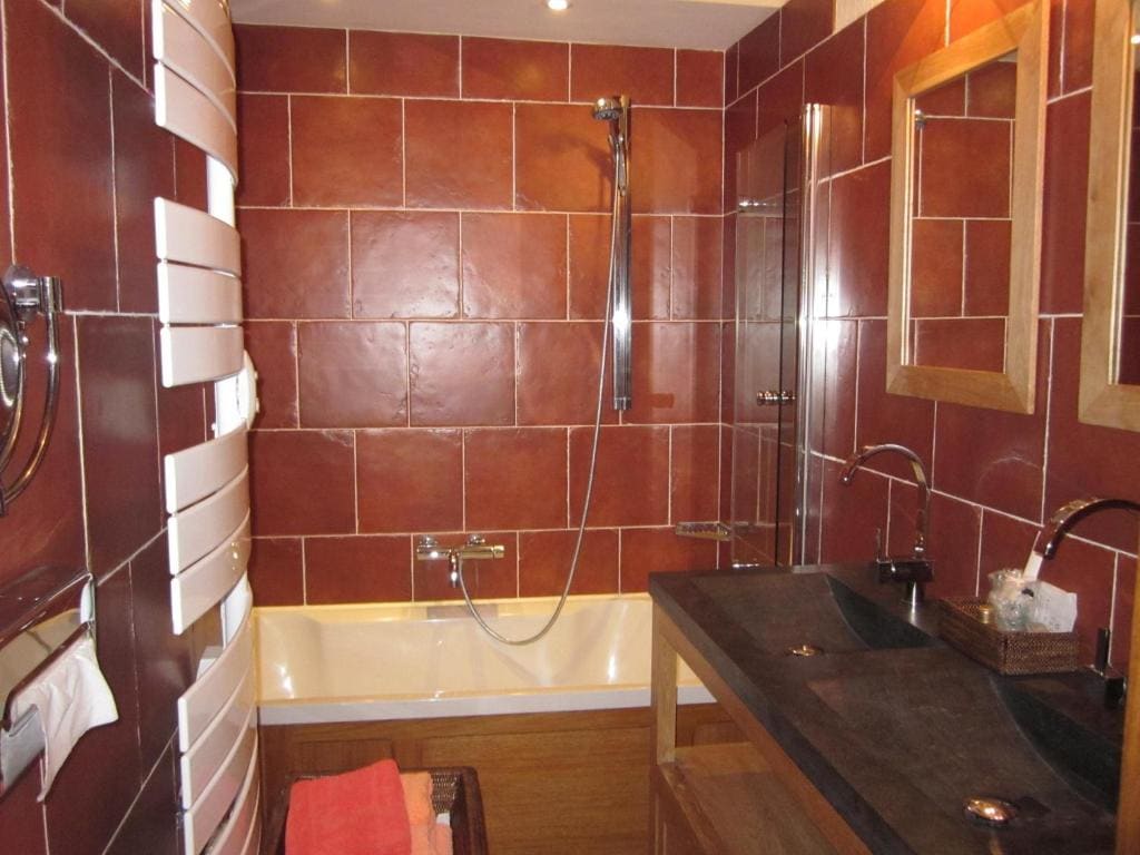 Superior Triple Room room - Image 3
