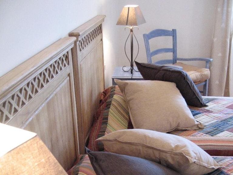Standard Twin Room room - Image 2