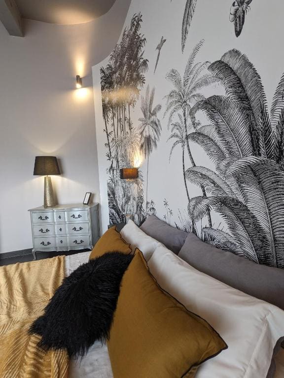 Large Double Room room - Image 3