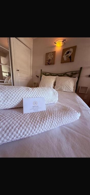 Double Room with Private Bathroom room - Image 3