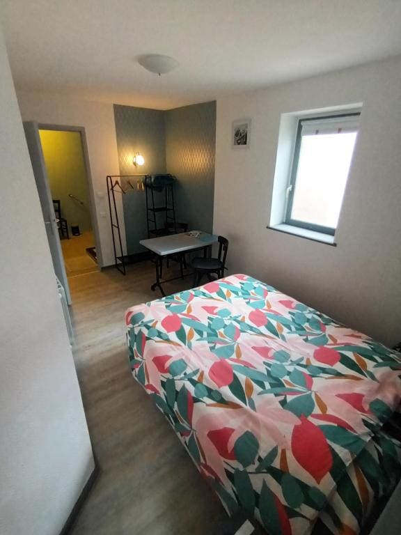 Room room - Image 3