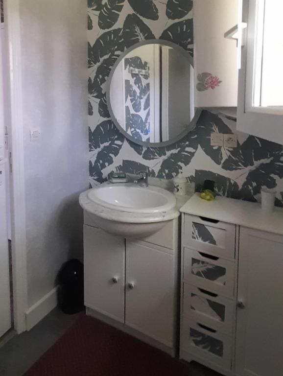 Double Room with Private Bathroom room - Image 1
