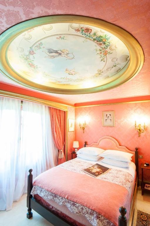 Double Room LUXE room - Image 3