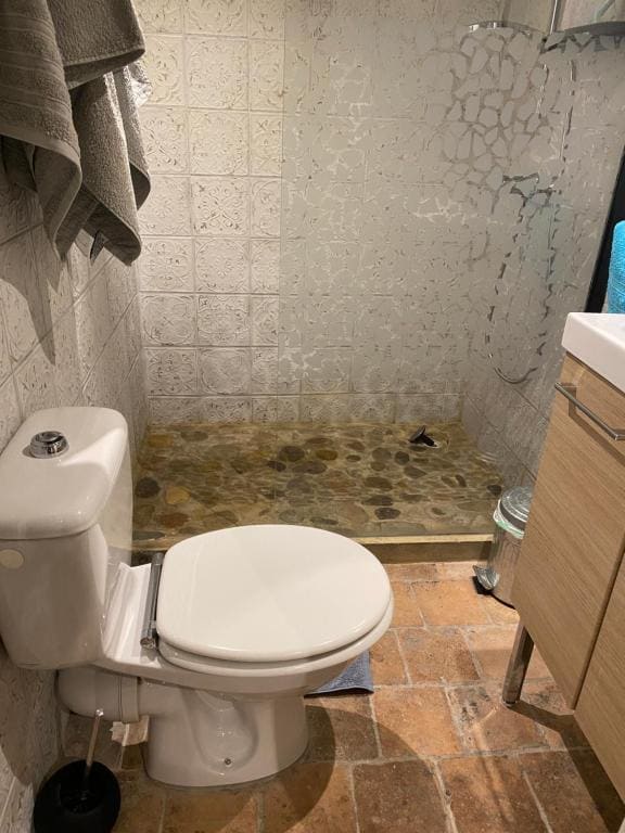 Twin Room with Private Bathroom room - Image 1