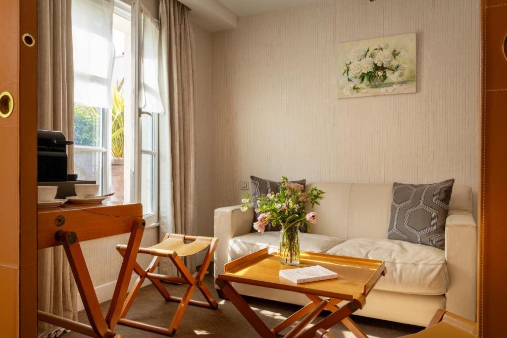 Suite with Balcony room - Image 2