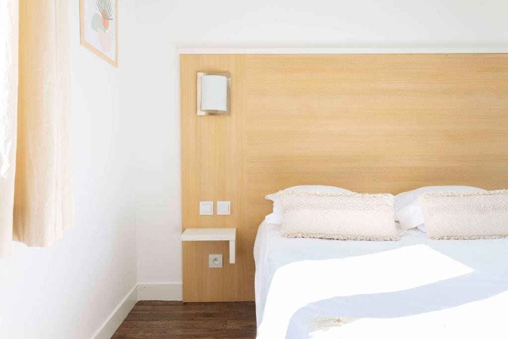 Double or Twin Room room - Image 2