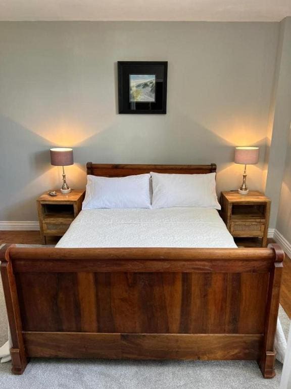 Family Room with Private Bathroom room - Image 1