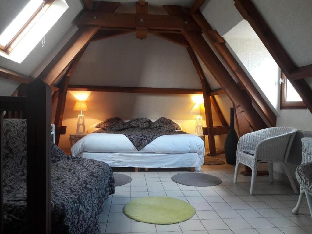 Superior Queen Room room - Image 1