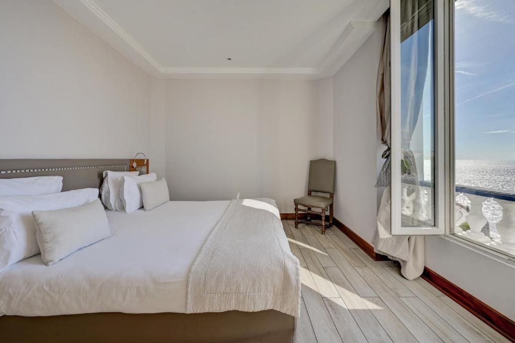 Superior Double Room with Sea View room - Image 1